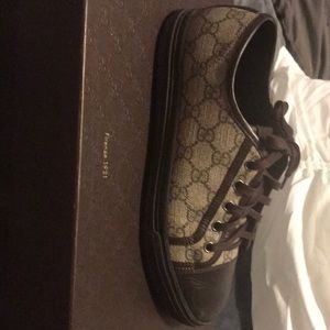 Gucci men sneakers